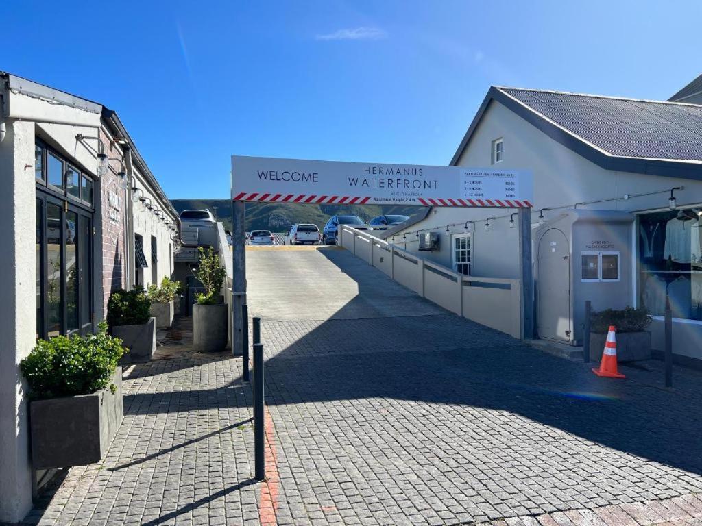 Hermanus Waterfront Apartment 12 Eksteriør billede